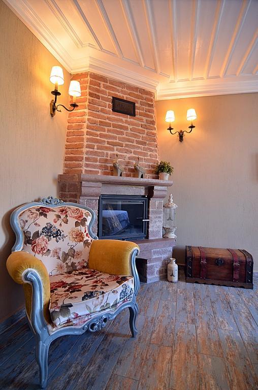 Fikretbey Konagi Hotel Ayvalik Bagian luar foto