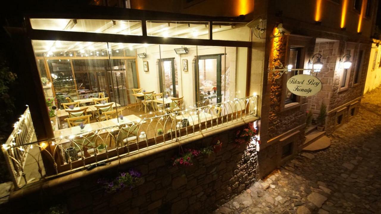 Fikretbey Konagi Hotel Ayvalik Bagian luar foto